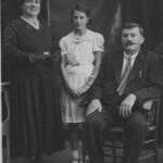 Charlie Furia, Lina Furia and their daughter Teresa